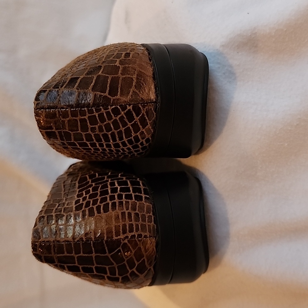 Liz Claiborne Benson Career Flat Brown Leather Reptile Embossed Loafer Size 7.5M - Picture 5 of 7